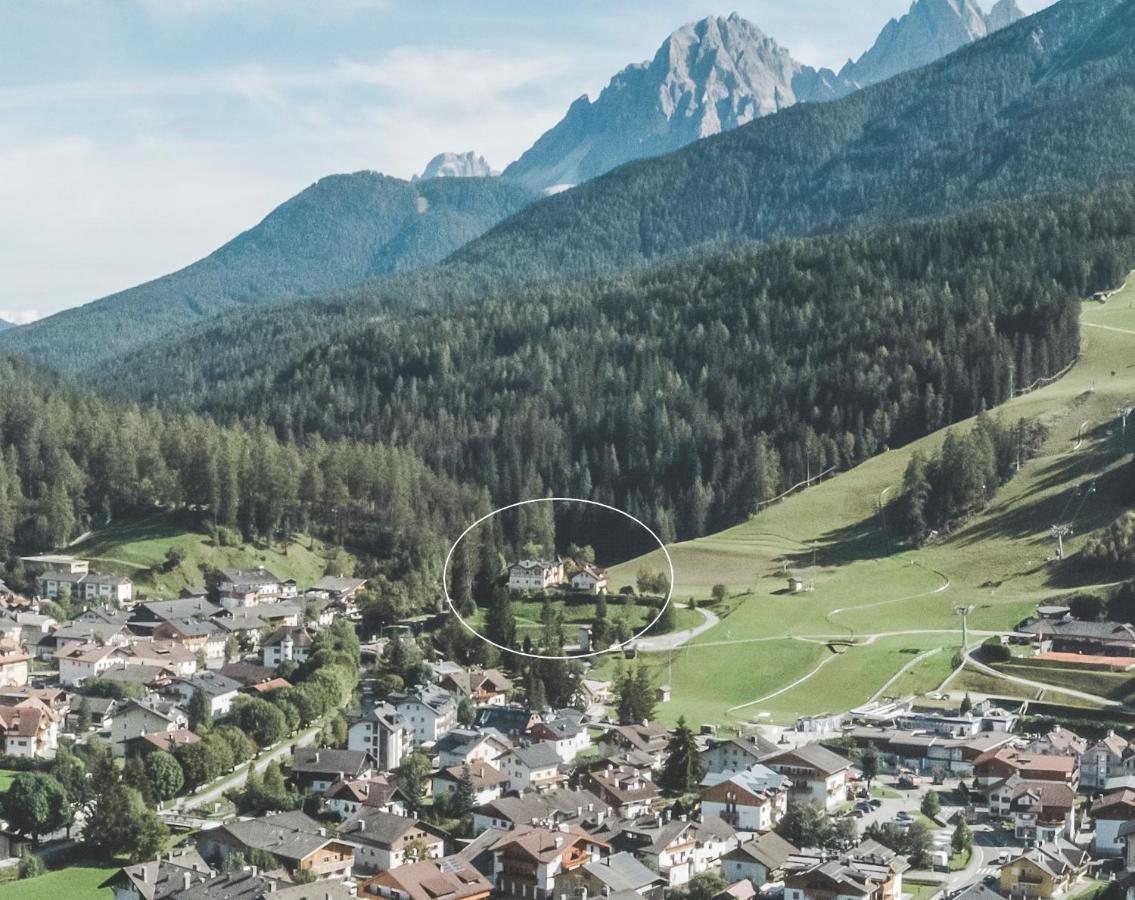 Hotel Villa Waldheim San Candido Exterior foto